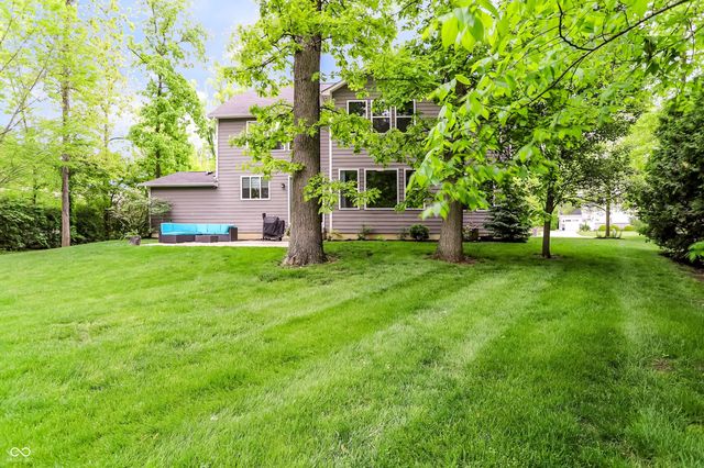 5723 Peaking Fox Drive, Indianapolis, IN 46237