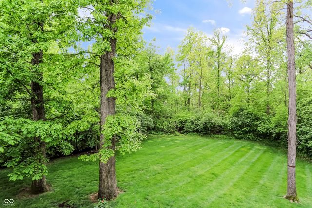 5723 Peaking Fox Drive, Indianapolis, IN 46237