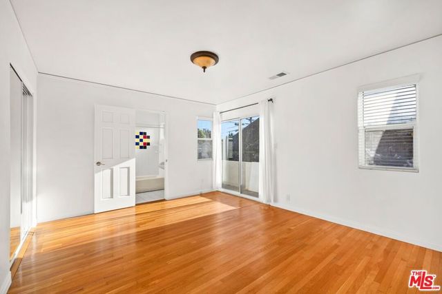 1050 Centinela Avenue, Santa Monica, CA 90403