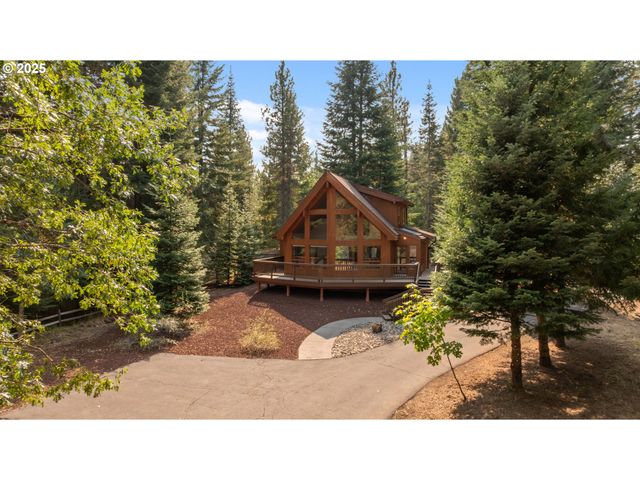 18 GREENWOOD Rd, Trout Lake, WA 98650