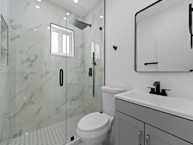 104 E 58th St 1, Hialeah, FL 33013