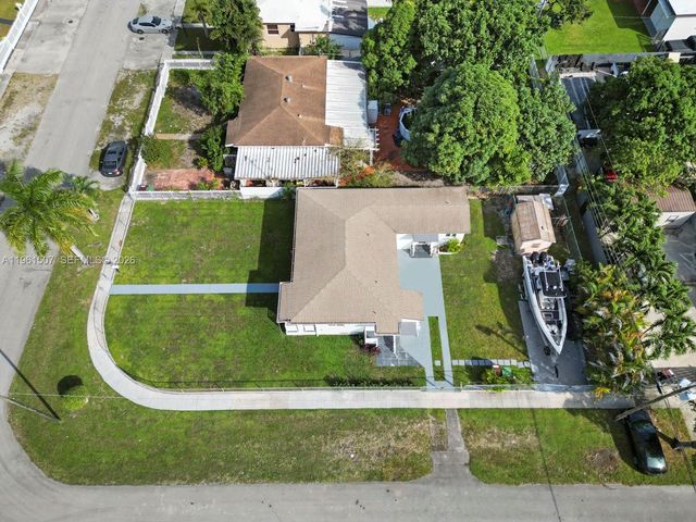 104 E 58th St 1, Hialeah, FL 33013