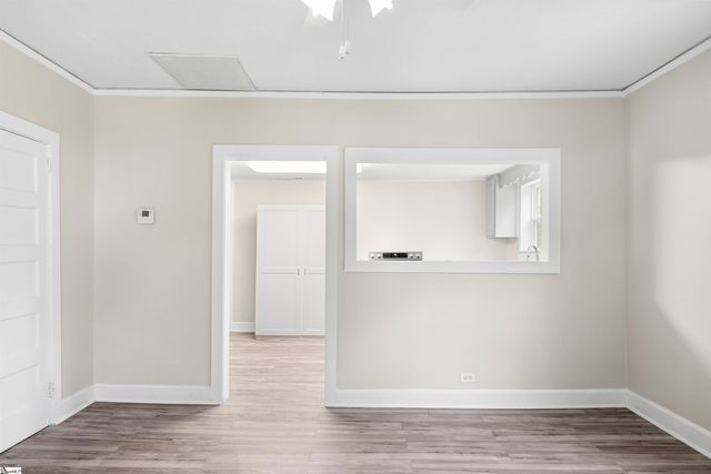 26 8th Street, Greer, SC 29651