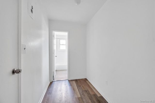 111 S Centre Avenue 2VV, Rockville Centre, NY 11570