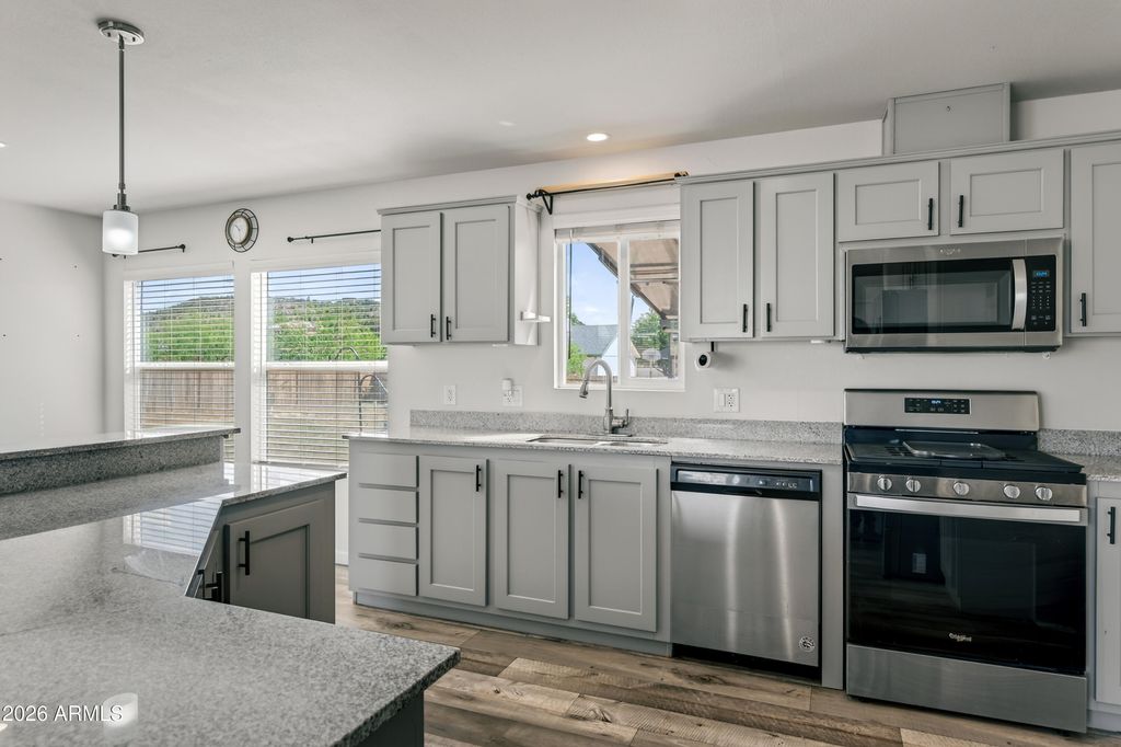 Image 14 of property listing at 5885 N ROBIN LYNN Lane, Rimrock, AZ 86335