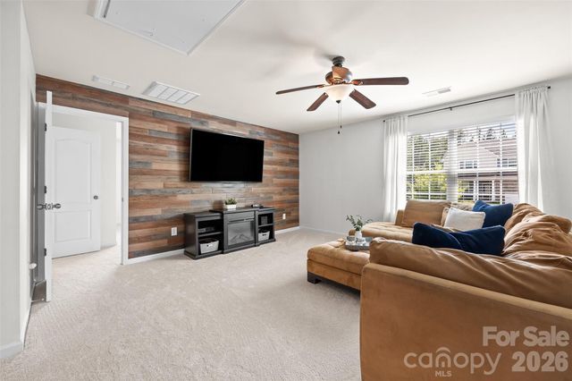 13403 Highflyer Woods Lane, Charlotte, NC 28278