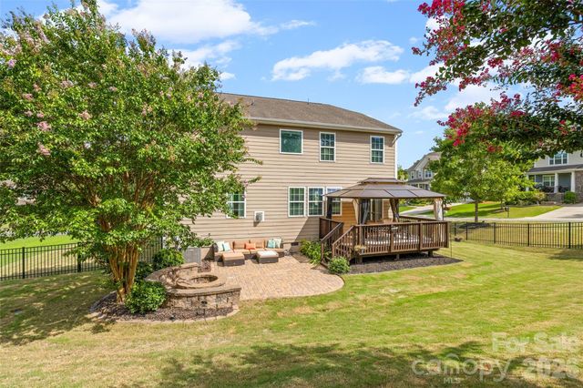 13403 Highflyer Woods Lane, Charlotte, NC 28278
