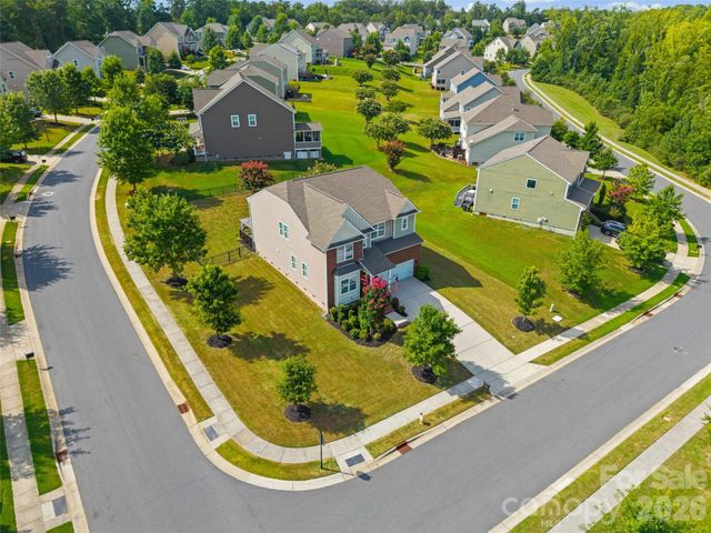 13403 Highflyer Woods Lane, Charlotte, NC 28278