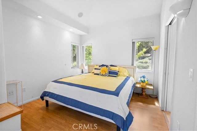 38512 North Shore Drive, Fawnskin, CA 92333