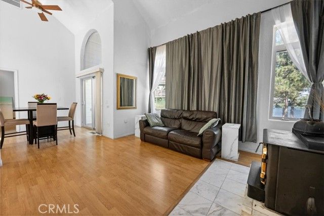 38512 North Shore Drive, Fawnskin, CA 92333