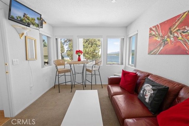 38512 North Shore Drive, Fawnskin, CA 92333