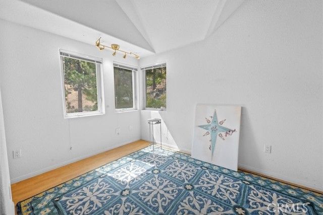 38512 North Shore Drive, Fawnskin, CA 92333