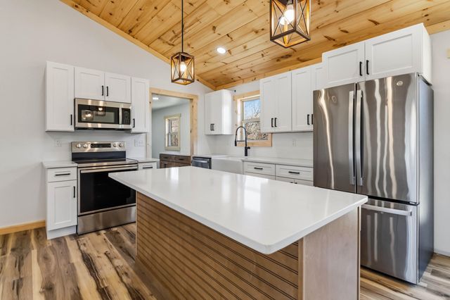 4249 State Highway 1651, Pine Knot, KY 42635