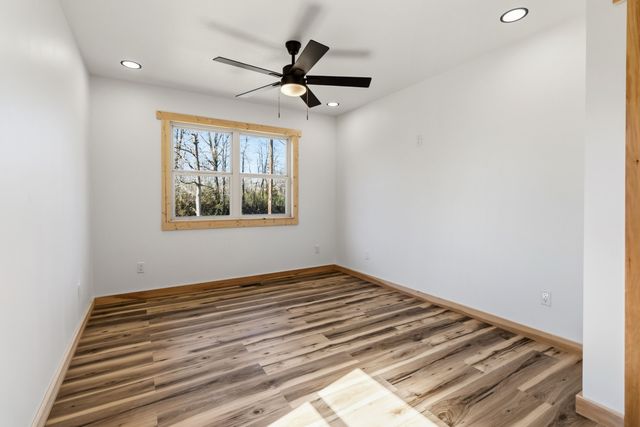 4249 State Highway 1651, Pine Knot, KY 42635