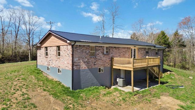 4249 State Highway 1651, Pine Knot, KY 42635