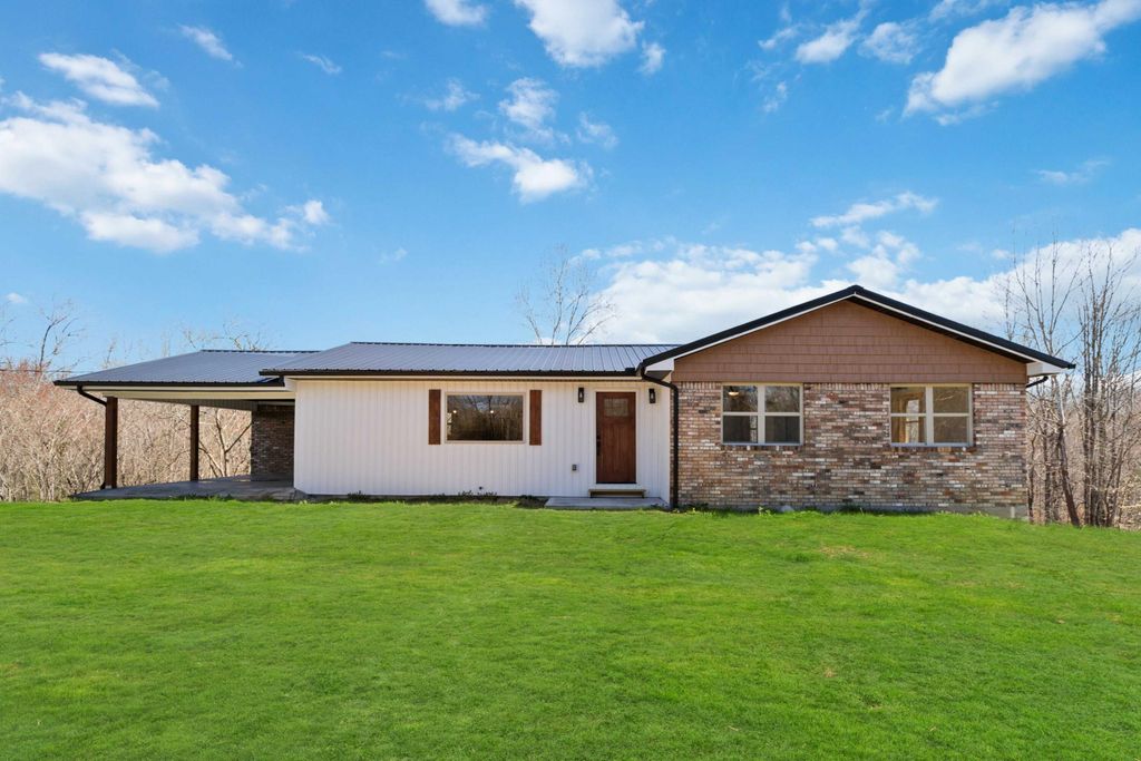 4249 State Highway 1651, Pine Knot, KY 42635