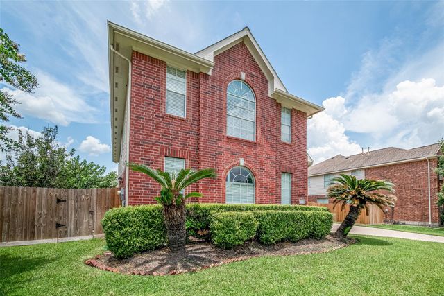 9218 Memorial Pines Way, Spring, TX 77379