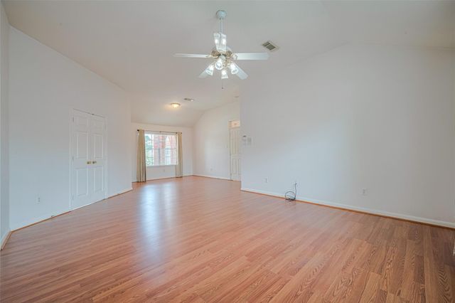 9218 Memorial Pines Way, Spring, TX 77379