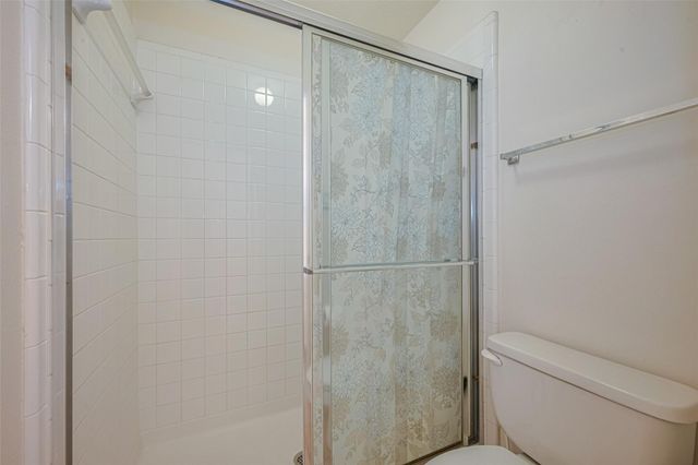 9218 Memorial Pines Way, Spring, TX 77379