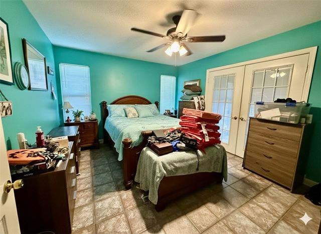 9185 100th Court, Vero Beach, FL 32967