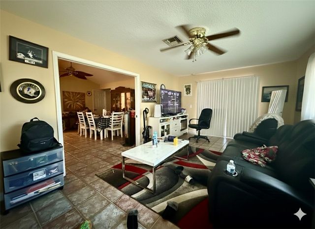 9185 100th Court, Vero Beach, FL 32967