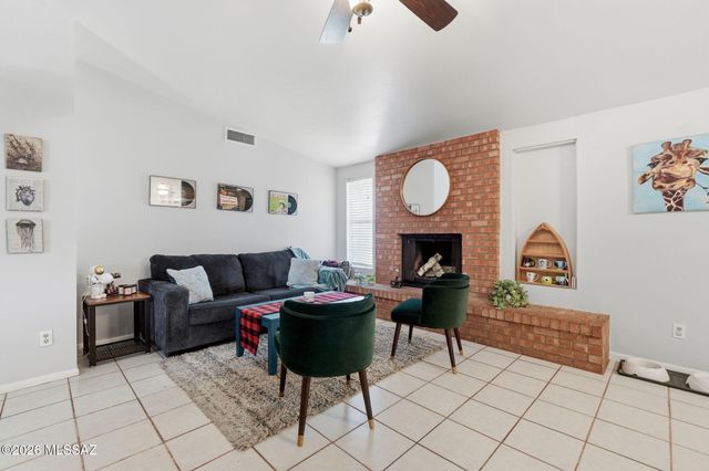 2591 W Vereda Amarillo, Tucson, AZ 85746