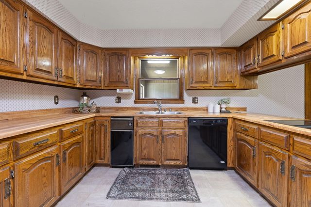 172 Walden Lane, Bronston, KY 42518