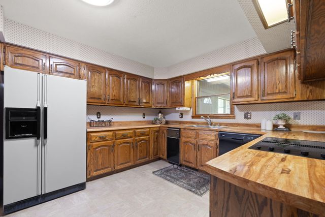 172 Walden Lane, Bronston, KY 42518