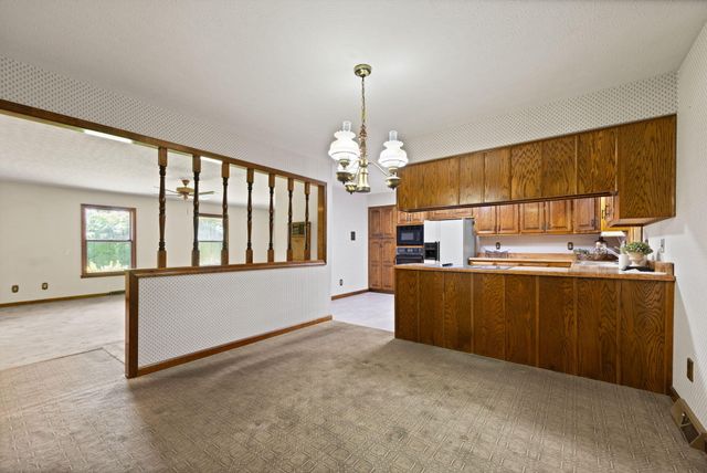 172 Walden Lane, Bronston, KY 42518