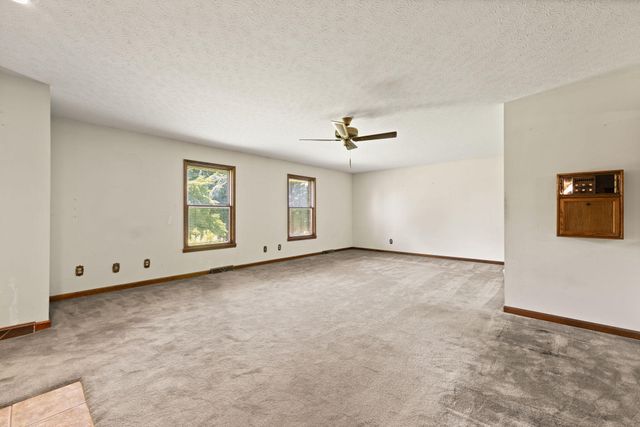 172 Walden Lane, Bronston, KY 42518