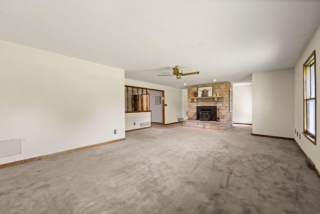172 Walden Lane, Bronston, KY 42518