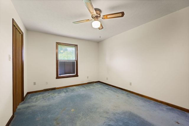 172 Walden Lane, Bronston, KY 42518