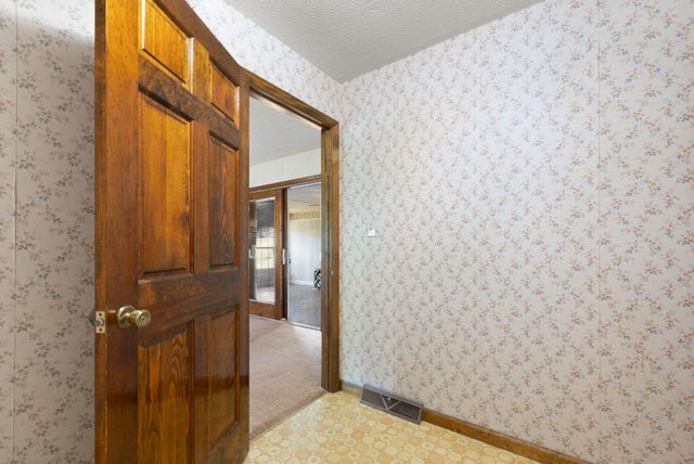 172 Walden Lane, Bronston, KY 42518