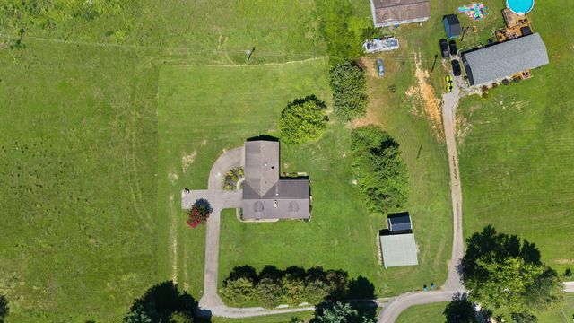 172 Walden Lane, Bronston, KY 42518