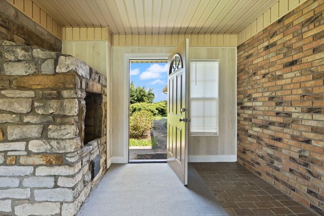 172 Walden Lane, Bronston, KY 42518