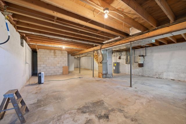 172 Walden Lane, Bronston, KY 42518