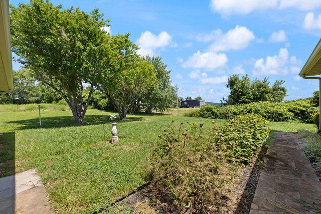 172 Walden Lane, Bronston, KY 42518