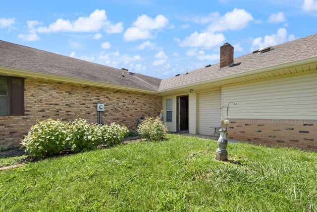 172 Walden Lane, Bronston, KY 42518
