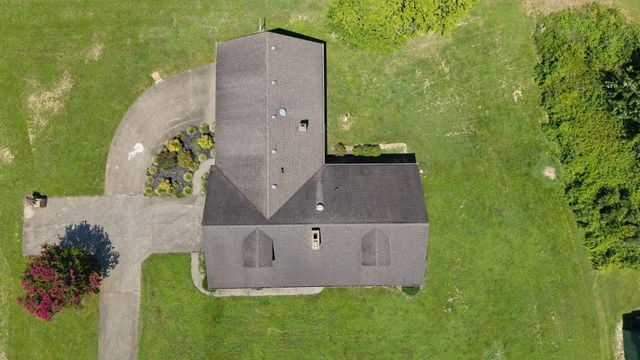 172 Walden Lane, Bronston, KY 42518