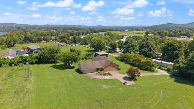 172 Walden Lane, Bronston, KY 42518