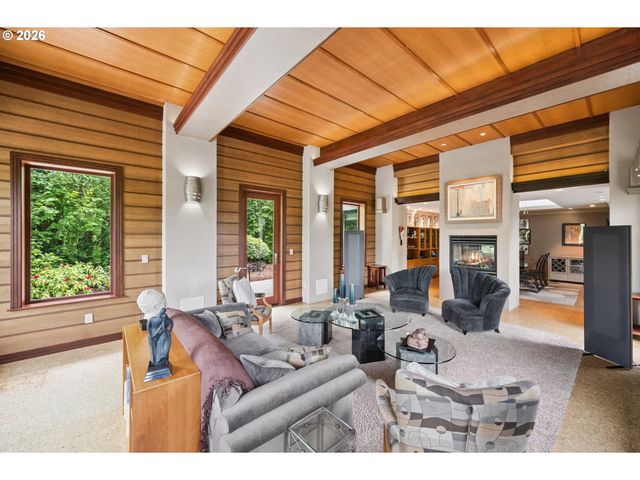 20088 S ATHENS Dr, Oregon City, OR 97045