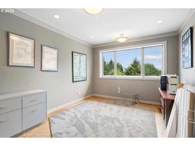 20088 S ATHENS Dr, Oregon City, OR 97045