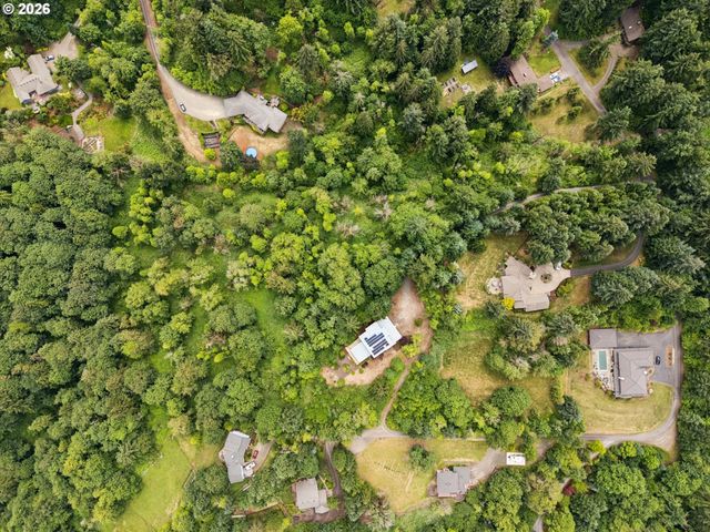 20088 S ATHENS Dr, Oregon City, OR 97045