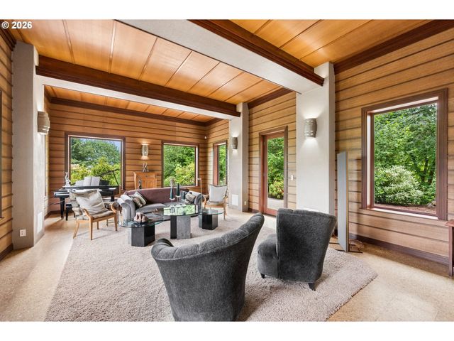 20088 S ATHENS Dr, Oregon City, OR 97045