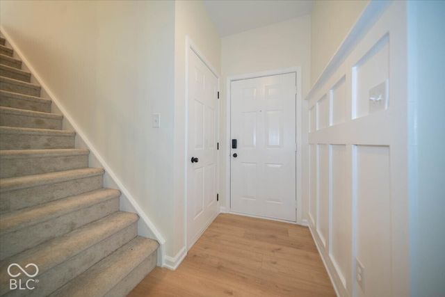 1142 Crestwood Drive, Greenwood, IN 46143