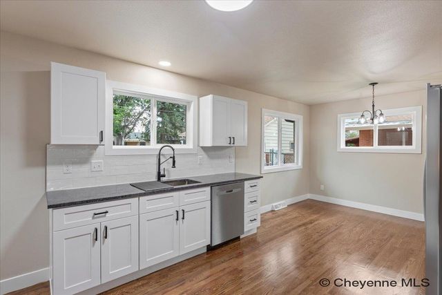 3413 FRONTIER ST, Cheyenne, WY 82001