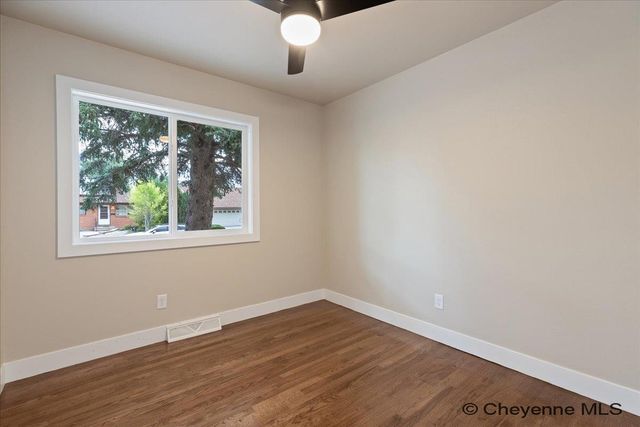 3413 FRONTIER ST, Cheyenne, WY 82001