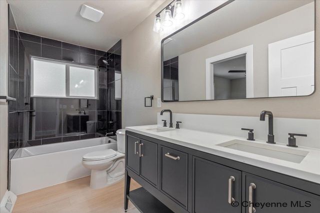 3413 FRONTIER ST, Cheyenne, WY 82001