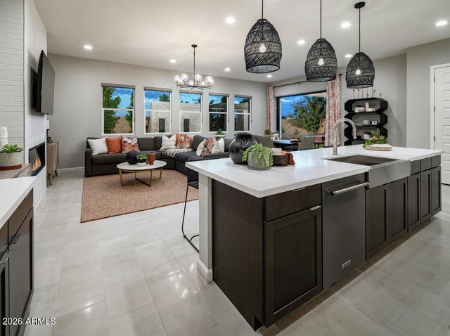 11103 E UTAH Avenue, Mesa, AZ 85212