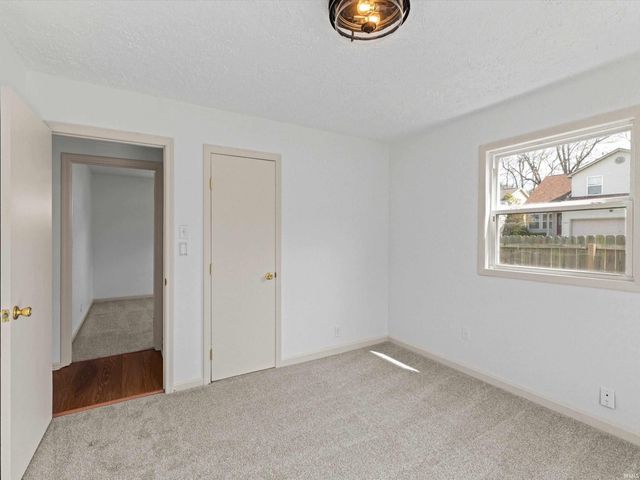 4799 Elizabeth Lane, Newburgh, IN 47630